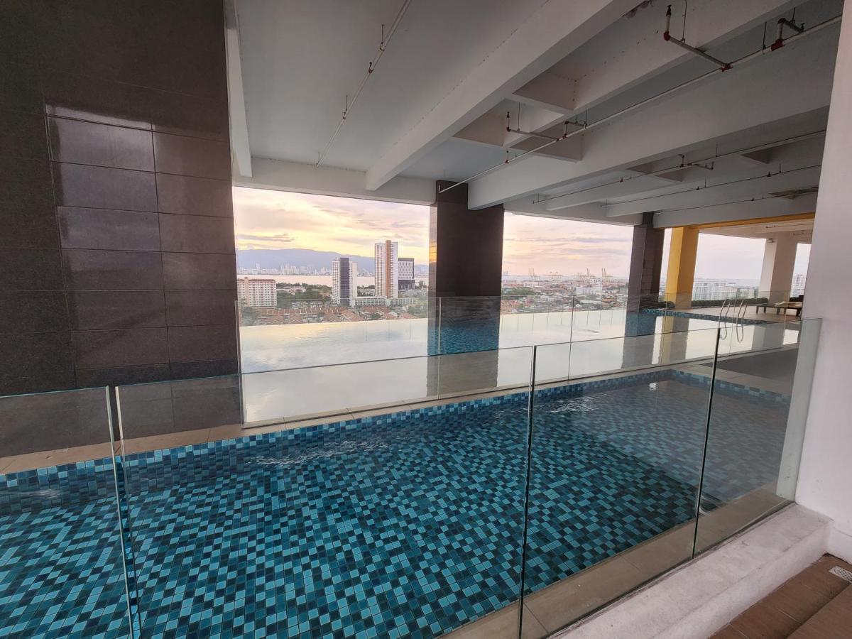 Praicon Tower - Premium Suite Butterworth Εξωτερικό φωτογραφία