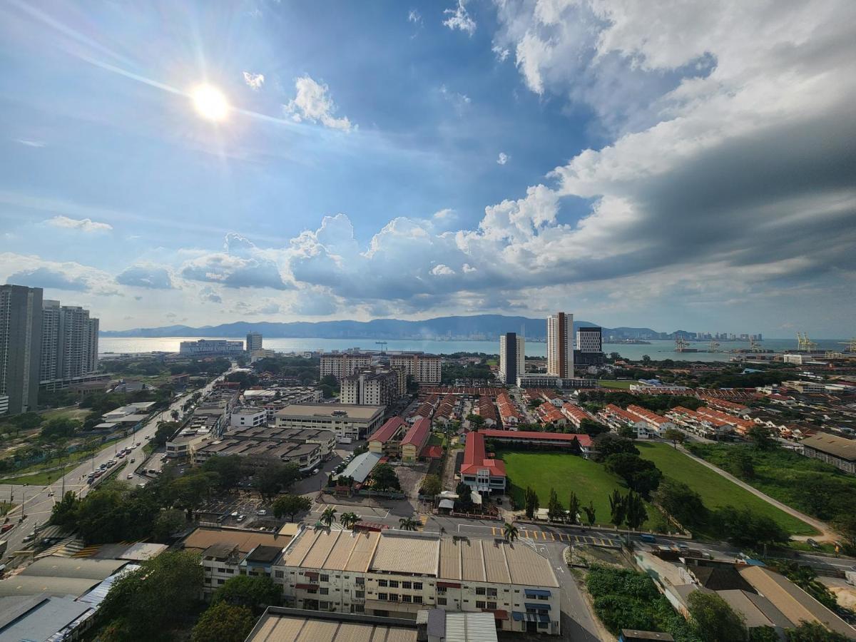 Praicon Tower - Premium Suite Butterworth Εξωτερικό φωτογραφία