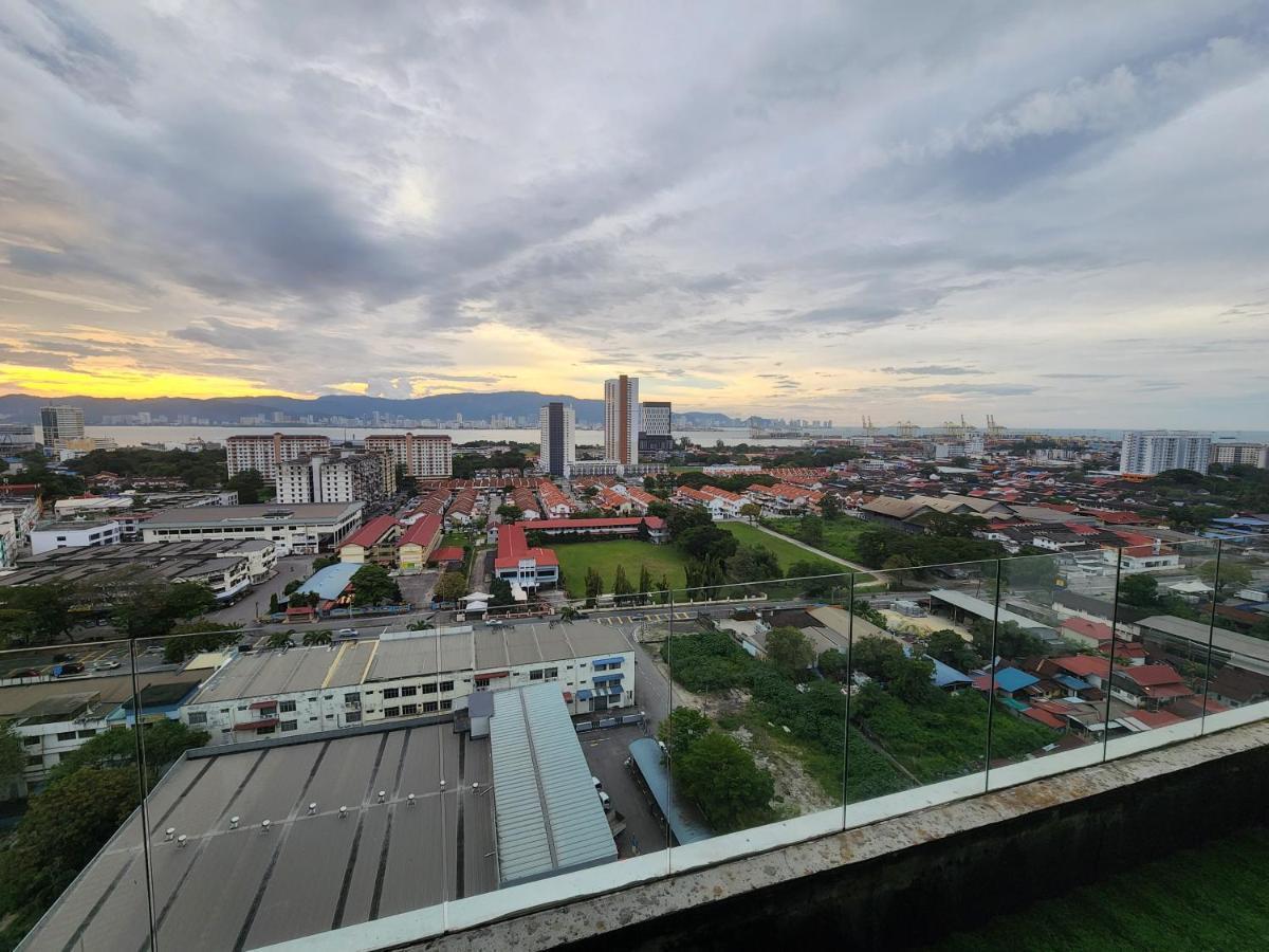 Praicon Tower - Premium Suite Butterworth Εξωτερικό φωτογραφία