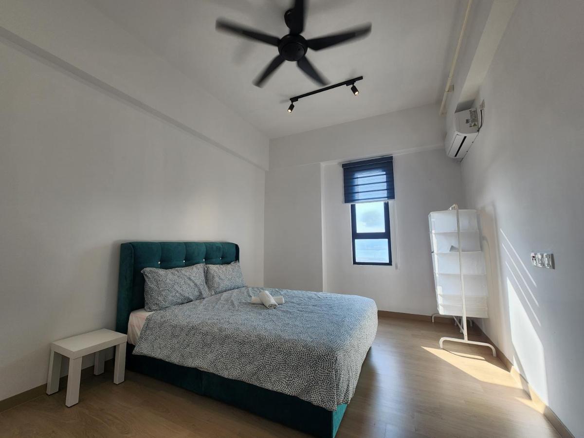 Praicon Tower - Premium Suite Butterworth Εξωτερικό φωτογραφία