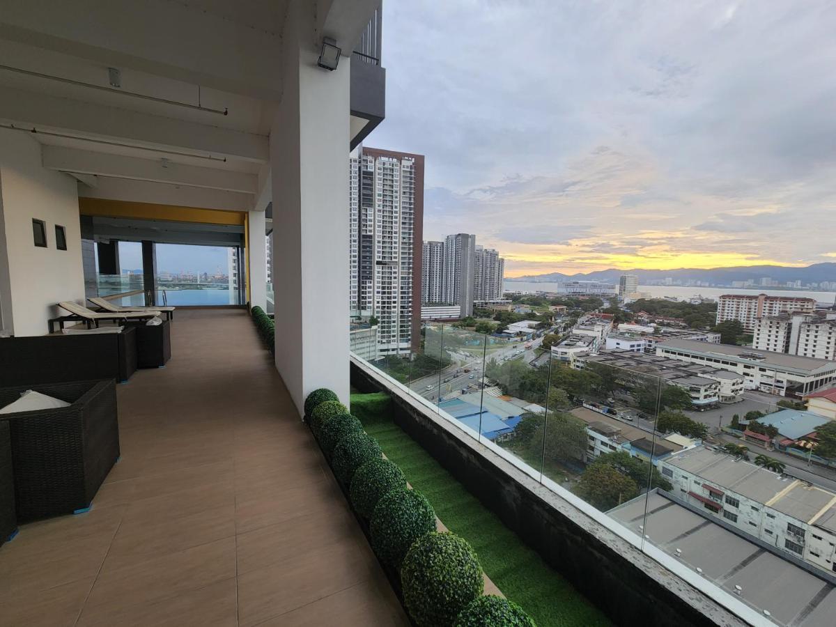 Praicon Tower - Premium Suite Butterworth Εξωτερικό φωτογραφία