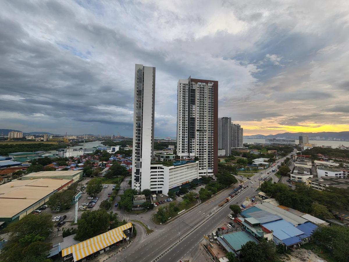 Praicon Tower - Premium Suite Butterworth Εξωτερικό φωτογραφία