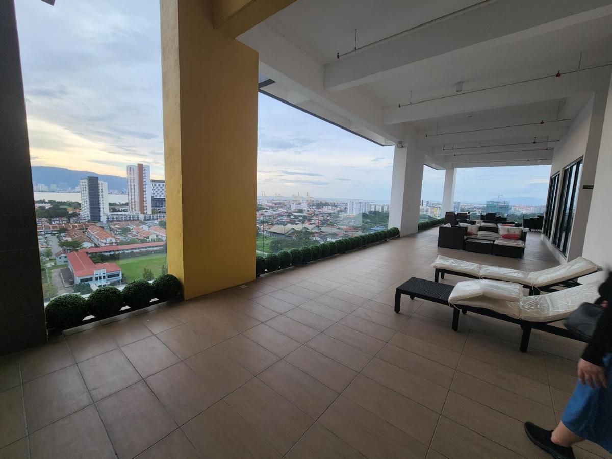 Praicon Tower - Premium Suite Butterworth Εξωτερικό φωτογραφία